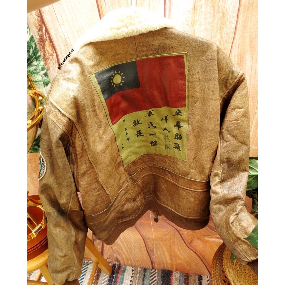 Sold 🌻 Vintage flying tigers heavy weight leather flight jacket - Picture 6 of 11